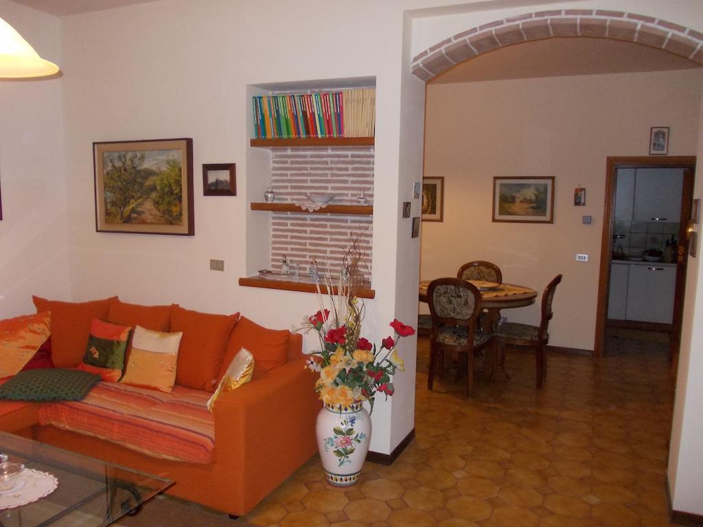 Casa Ricciardi Apartment Chianni Room photo